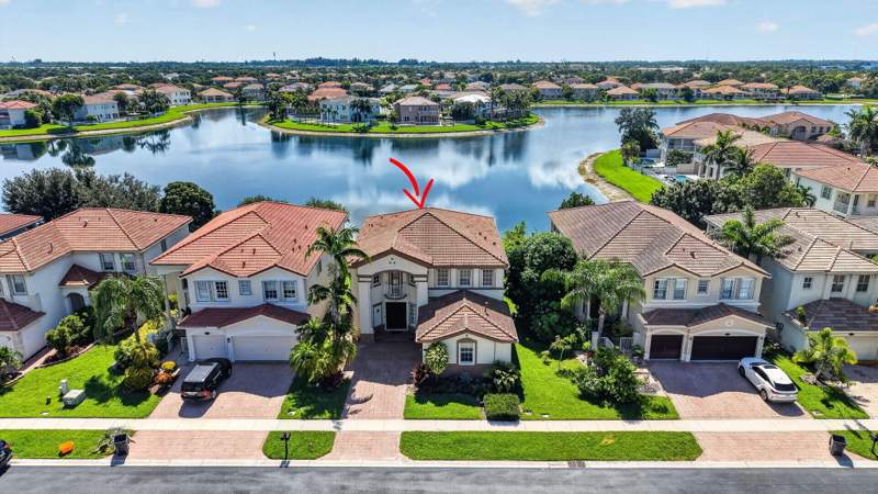 4 bedroom Single Family Residence at 10675 Old Hammock Way, Black Diamond Ph 2, Wellington — photo 3