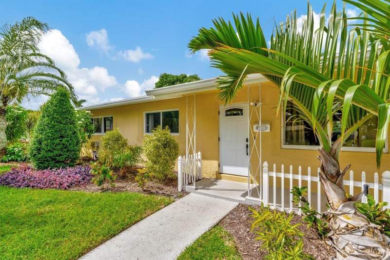 3 bedroom Single Family Residence at 925 NE 25th Avenue, BEACHWAY ESTATES, Pompano Beach — photo 2
