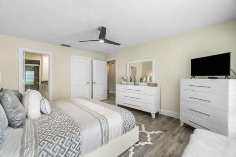 732 Lago Road, Delray Beach FL - photo 22 of 42