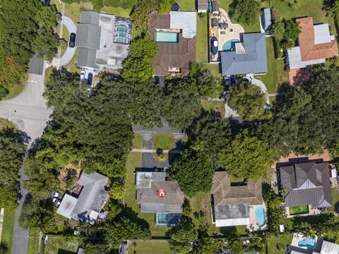 521 SW 59th Avenue, Plantation FL - photo 9 of 48