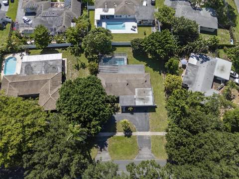 521 SW 59th Avenue, Plantation FL - photo 7 of 48