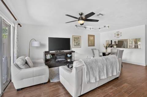 12175 NW 36th Place, Sunrise FL - photo 17 of 45