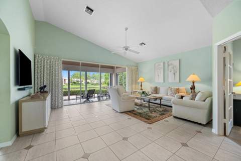 3878 N Longview Drive, Jupiter FL - photo 7 of 35