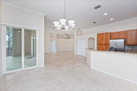 421 SW Crabapple Cove, Port St. Lucie FL - photo 11 of 42