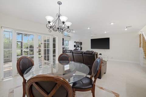 6024 Glendale Drive, Boca Raton FL - photo 11 of 36