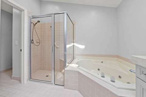 6226 Water Lilly Lane, Boynton Beach FL - photo 17 of 35