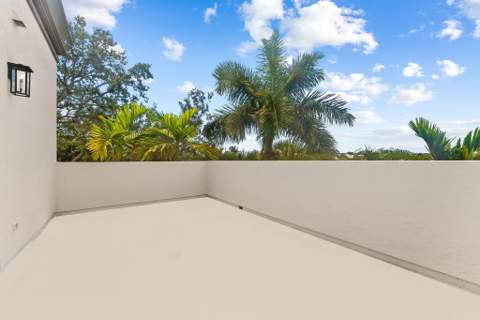 725 SW 4th Avenue, Fort Lauderdale FL - photo 20 of 37