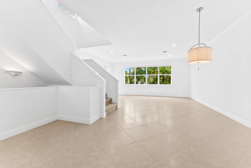 2 bedroom Townhouse at 725 SW 4th Avenue, Tarpon River Village , Fort Lauderdale — photo 5