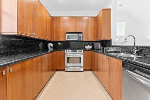725 SW 4th Avenue, Fort Lauderdale FL - photo 14 of 37