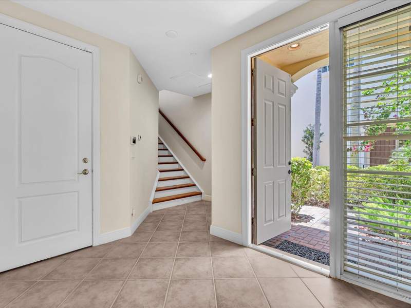 3 bedroom Townhouse at 5575 NE Trieste Way, Trieste At Boca, Boca Raton — photo 5