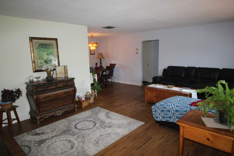 2 bedroom Single Family Residence at 4914 NW 49th Road, Mainlands Of Tamarac Lakes, Tamarac — photo 4