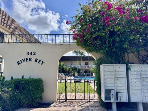 342 Southwind Drive #205, North Palm Beach FL - photo 22 of 23