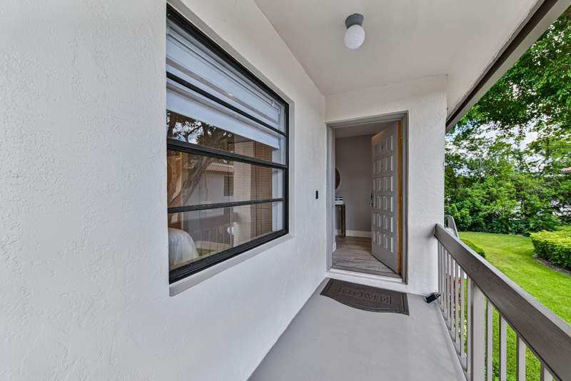 2 bedroom Condominium at 21656 Juego Circle #23f, Vistas Of Boca Lago Condo, Boca Raton — photo 3