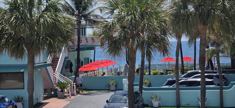 1 bedroom Condominium at 4228 N Ocean Drive #34, French Leave West Condo, Lauderdale-By-The-Sea — photo 2
