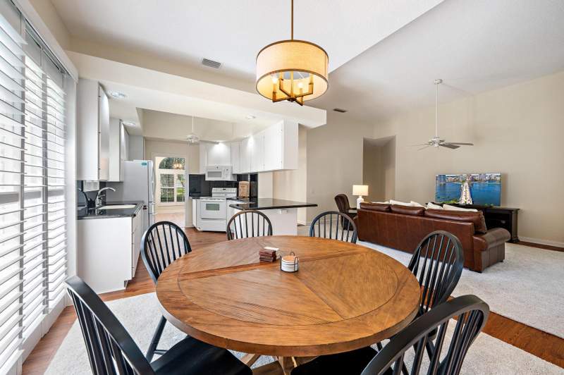 3 bedroom Single Family Residence at 8548 Beaconhill Road, Garden Oaks 1, Palm Beach Gardens — photo 4
