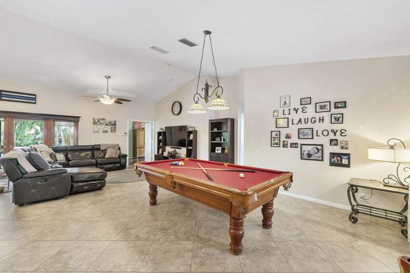 4 bedroom Single Family Residence at 10662 NW 7th Place, Cypress Glen, Coral Springs — photo 5
