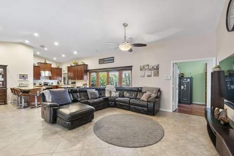 10662 NW 7th Place, Coral Springs FL - photo 15 of 43