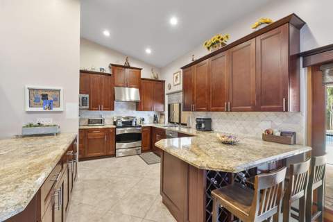 10662 NW 7th Place, Coral Springs FL - photo 11 of 43