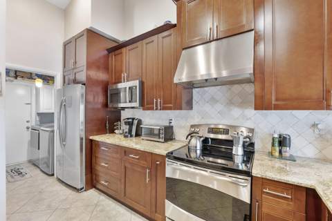 10662 NW 7th Place, Coral Springs FL - photo 14 of 43