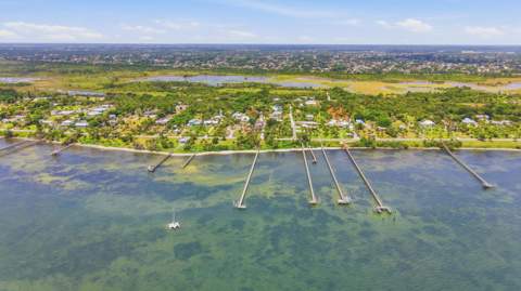 12349 S Indian River Drive, Jensen Beach FL - photo 6 of 15