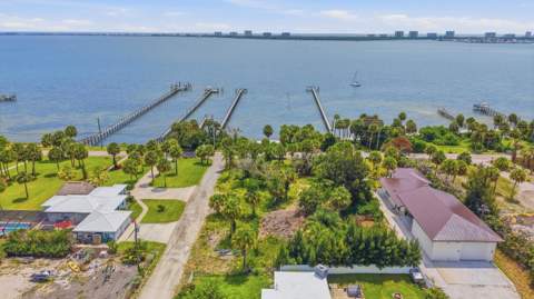 12349 S Indian River Drive, Jensen Beach FL - photo 14 of 15