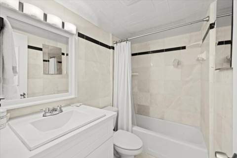 4501 S Ocean Boulevard #F2, South Palm Beach FL - photo 8 of 35