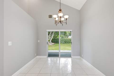 18241 NW 8th Street, Pembroke Pines FL - photo 15 of 55