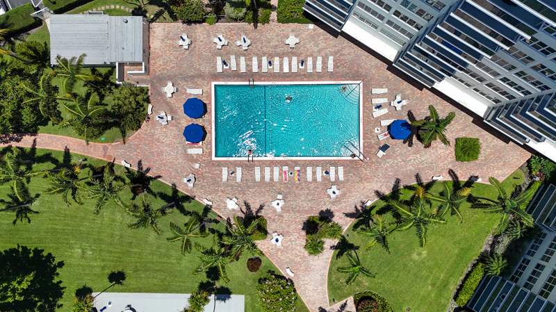 2 bedroom Stock Cooperative at 3300 NE 36th Street #822, Coral Ridge Towers East, Fort Lauderdale — photo 4