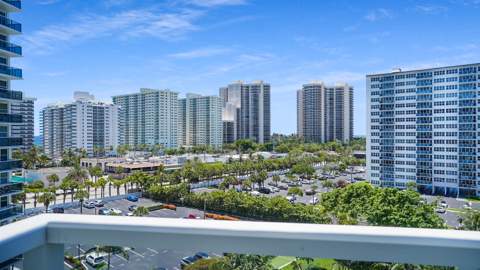 3300 NE 36th Street #822, Fort Lauderdale FL - photo 20 of 44