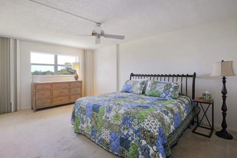 6850 10th Avenue #313, Greenacres FL - photo 11 of 38