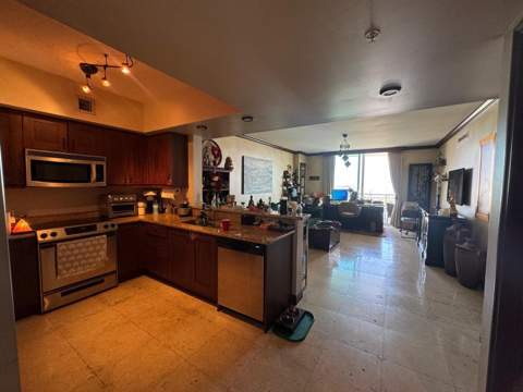 1755 E Hallandale Beach Boulevard #2104e, Hallandale FL - photo 12 of 18