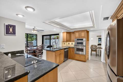 5570 NE 26th Avenue, Fort Lauderdale FL - photo 15 of 56