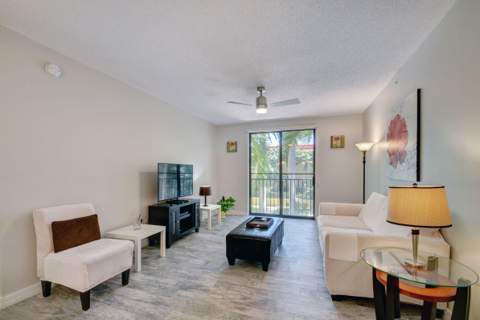 720 S Sapodilla Avenue #208, West Palm Beach FL - photo 10 of 38