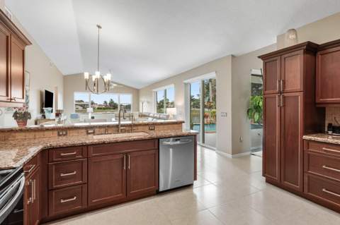 7350 NW 68 Avenue, Parkland FL - photo 15 of 47