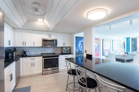 2450 Presidential Way #1405, West Palm Beach FL - photo 20 of 43