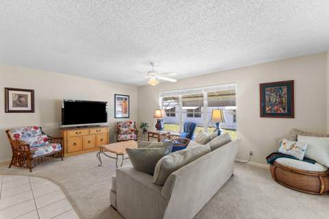 1210 S Drive Circle #D, Delray Beach FL - photo 7 of 41