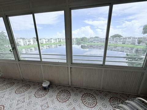 4065 Harwood, Deerfield Beach FL - photo 17 of 45
