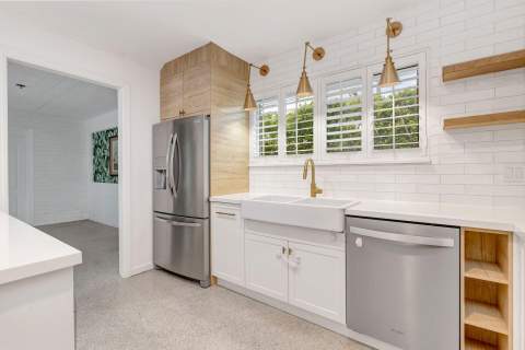 246 Gray Street, West Palm Beach FL - photo 9 of 29