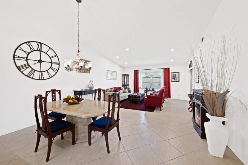 2 bedroom Villa at 8236 Summerbreeze Lane, Whisper Walk Sec C Condo, Boca Raton — photo 2