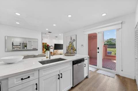 11892 Royal Palm Boulevard #11892, Coral Springs FL - photo 9 of 47