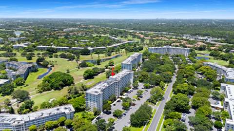 3510 Oaks Way #406, Pompano Beach FL - photo 18 of 34