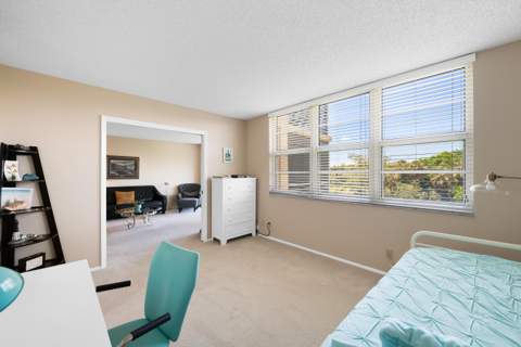 3510 Oaks Way #406, Pompano Beach FL - photo 21 of 34