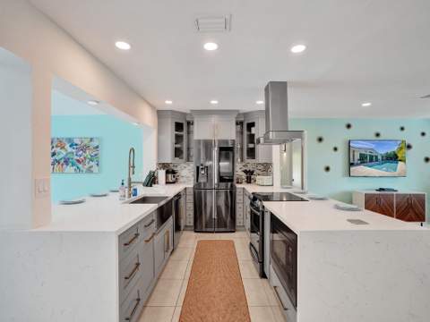 5251 NE 26th Avenue, Fort Lauderdale FL - photo 10 of 85