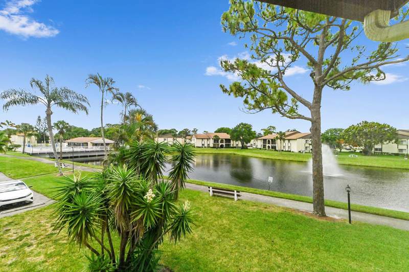 2 bedroom Condominium at 3561 Pine Tree Court #A-2, Pine Ridge, Greenacres — photo 3