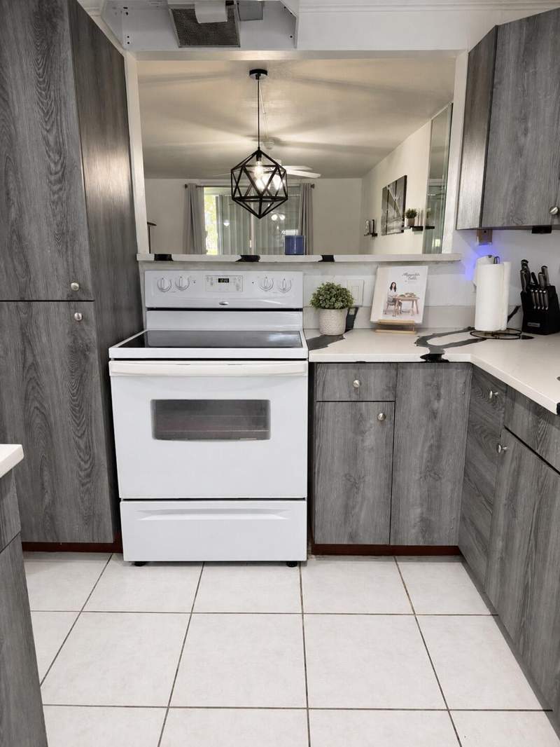 2 bedroom Condominium at 5961 NW 2nd Avenue #108, Boca Teeca Condo, Boca Raton — photo 3