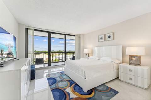 4748 S Ocean Boulevard ##806, Highland Beach FL - photo 21 of 52