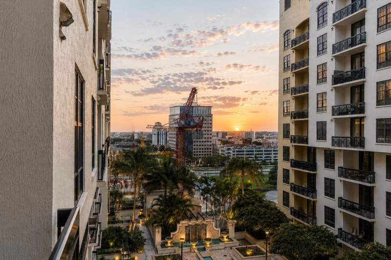 2 bedroom Condominium at 801 S Olive Avenue #1119, One City Plaza Condo, West Palm Beach — photo 3