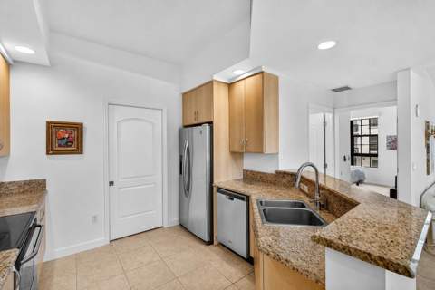 801 S Olive Avenue #1119, West Palm Beach FL - photo 9 of 35