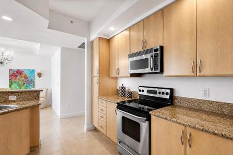 801 S Olive Avenue #1119, West Palm Beach FL - photo 10 of 35