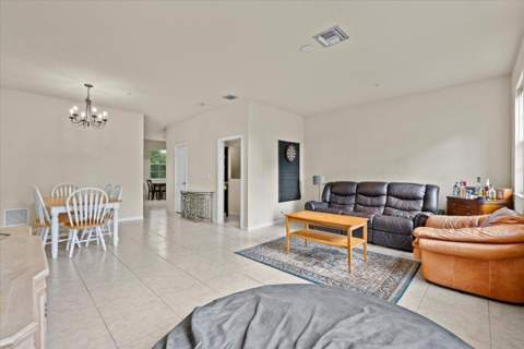 335 E Thatch Palm Circle #104, Jupiter FL - photo 7 of 39